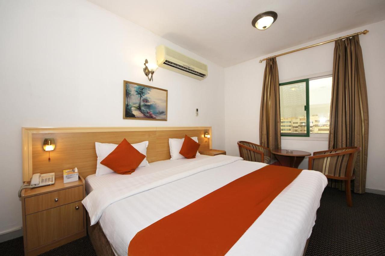 Dallas Hotel Dubai Bagian luar foto