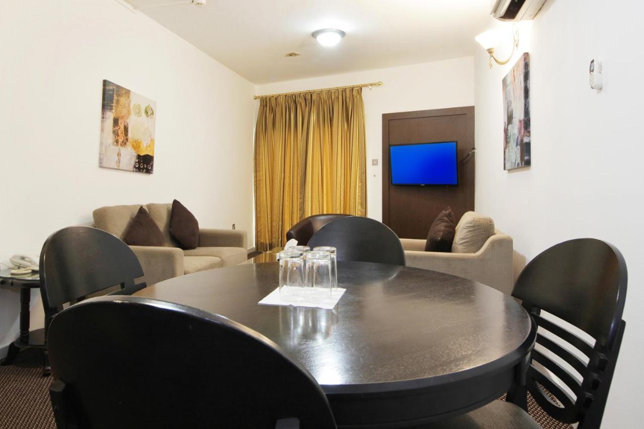 Dallas Hotel Dubai Bagian luar foto