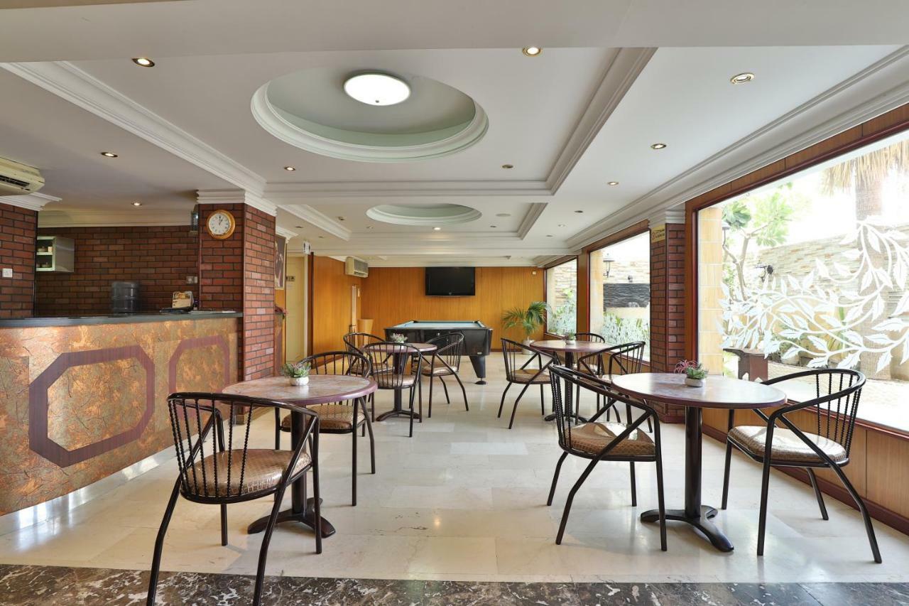 Dallas Hotel Dubai Bagian luar foto